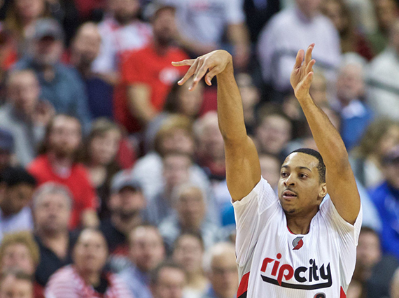 她在前九洞 她在前九洞